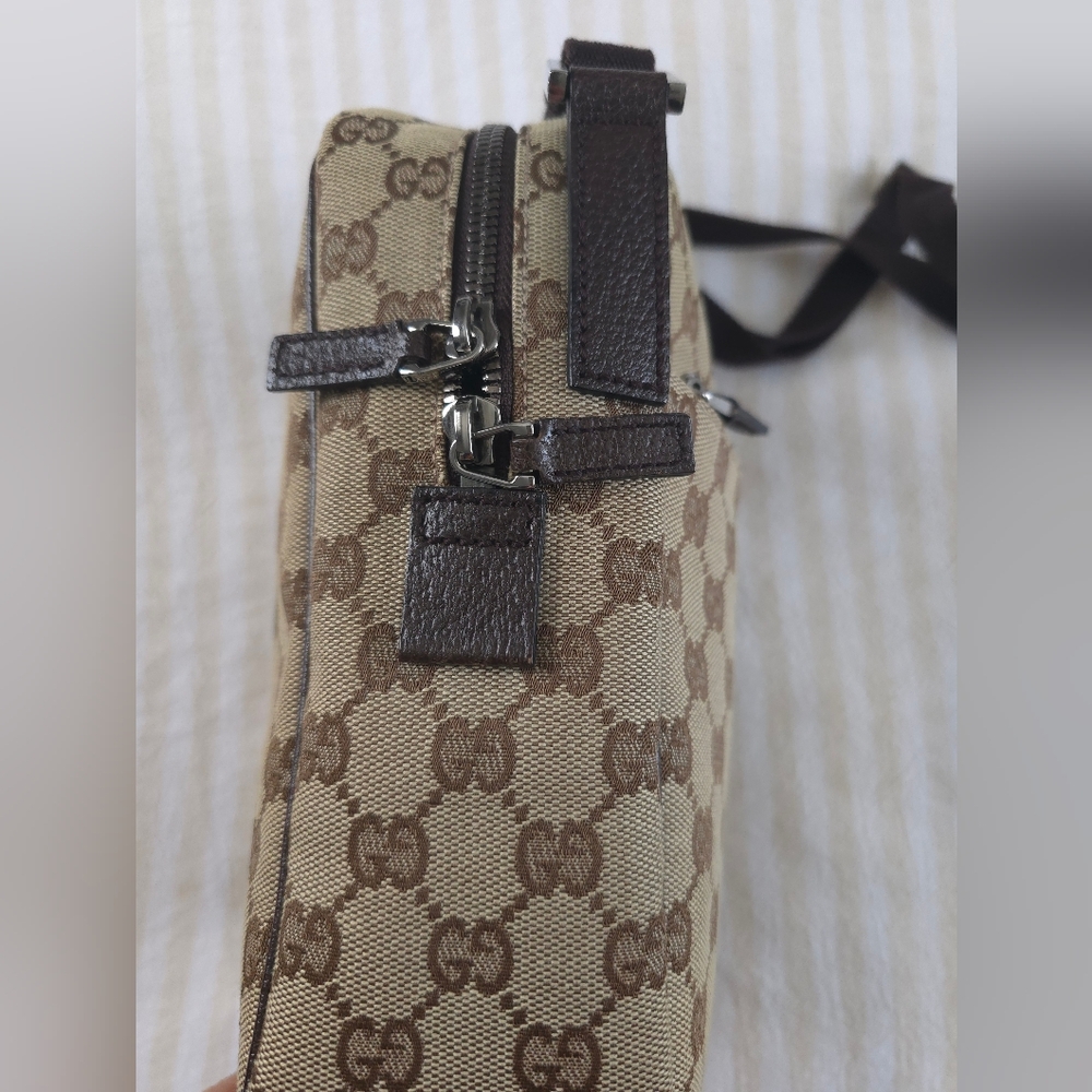 Gucci Shoulder Messenger Canvas Crossbody Bag - Picture 9 of 16